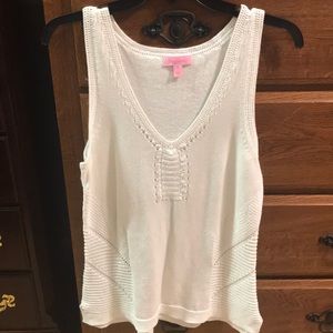 GUC sleeveless sweater